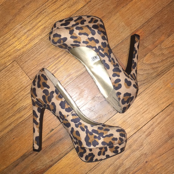 Mossimo Supply Co. Shoes - Leopard print heels